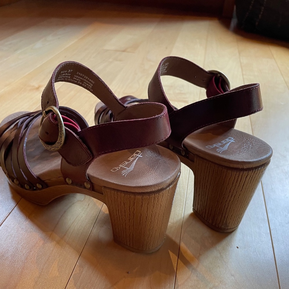 Dansko Womens Dawson Ruby Vintage Sandal - 37 (US Women's 6.5-7) Regular - Picture 3 of 4